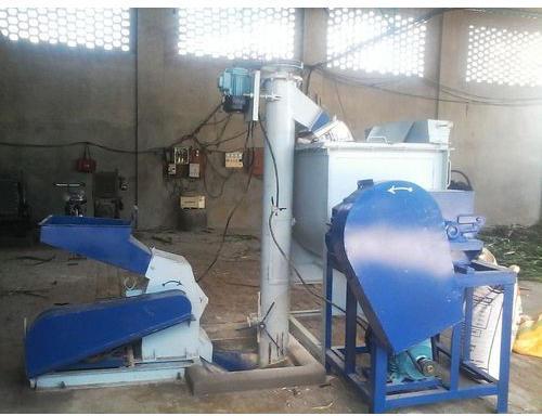 Electric Cattle Feed Making Machine, Voltage : 380-440 V