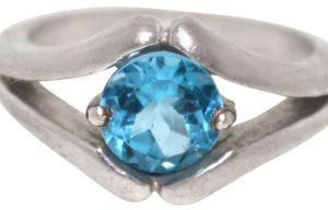 Sterling Silver Blue Topaz Gemstone Ring