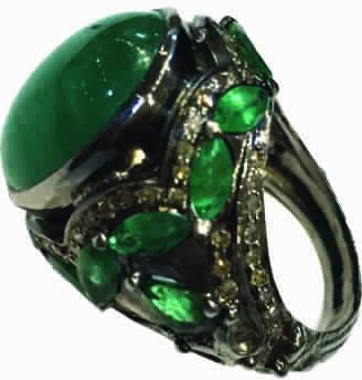 Effective Emerald Ring with Black Diamond