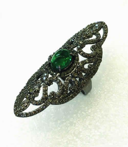 Nice Looking Black Diamond Ring with Emerald