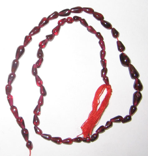 Garnet plain drop gem beads, Stone Size : 6x9-7x10mm