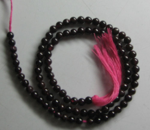 Garnet plain round beads, Stone Size : 4mm