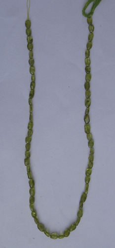 Peridot plain oval beads