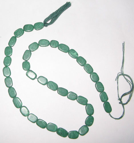 Syn.melakite plain oval gem beads, Stone Size : 6x8mm