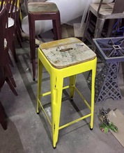 Antique Style Bar stool, Size : W33xD33XH75 CM