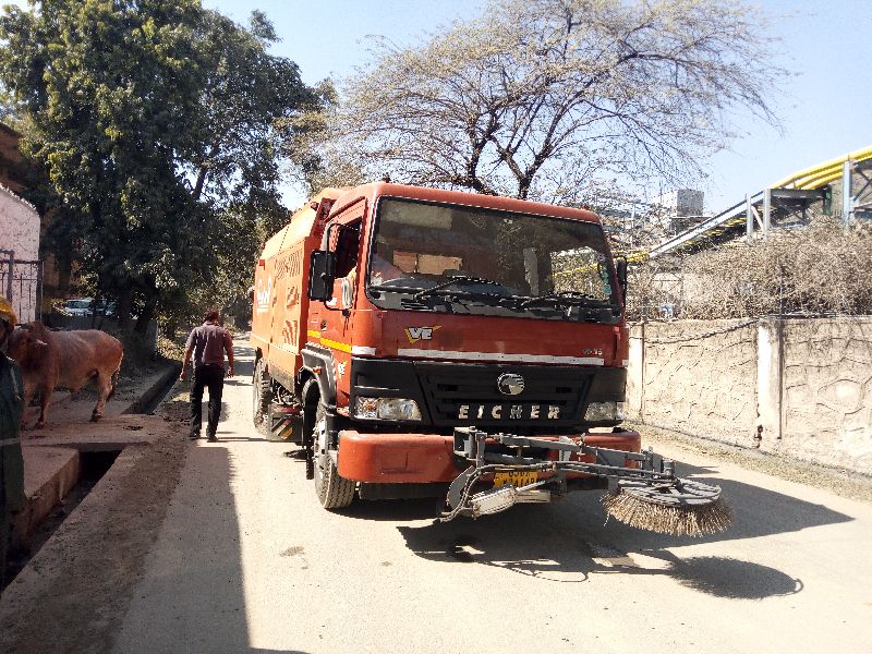 Best Road Sweeper Truck