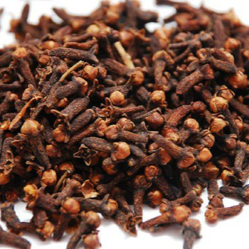 Dried cloves, Color : Brown