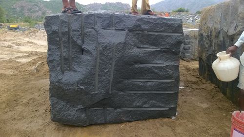 Black Rough Granite Blocks