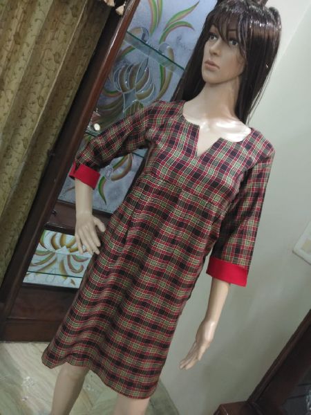 Ladies Check Red Cotton Kurti