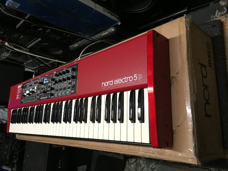 Nord Electro 5D 73 key Keyboard Piano Drawbars Organ w/Gig bag