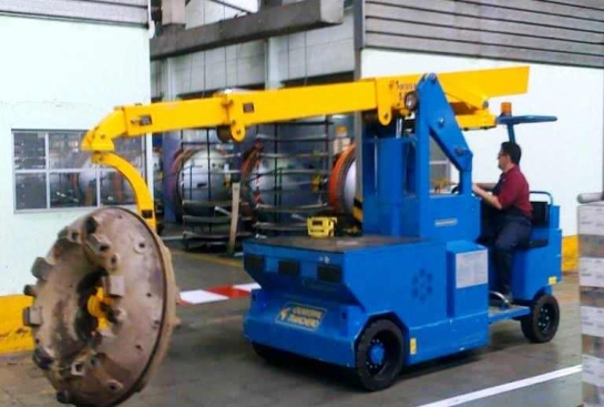 Cranes for Tyre Moulding Minidrel 50B_SRR