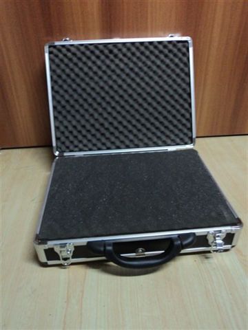 Case with Pick and Pluck Foam