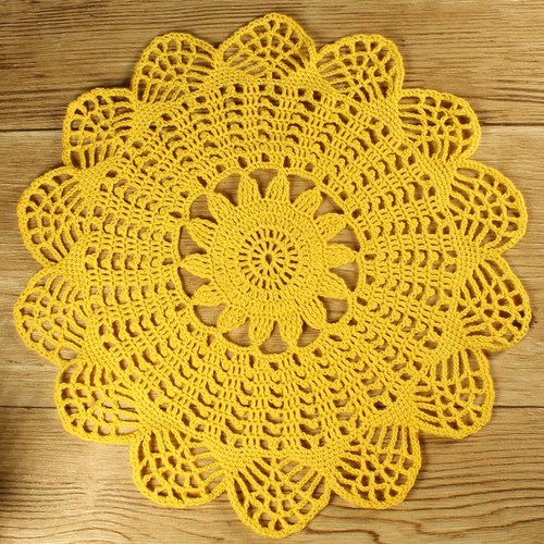 Cotton Yarn Round Hand Crochet Table, Crochet Round Table Mat Pattern