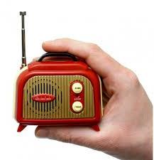 Battery mini radio, for Entertainment, Feature : Digital Display, Good Signal Strength, Sound Clarity