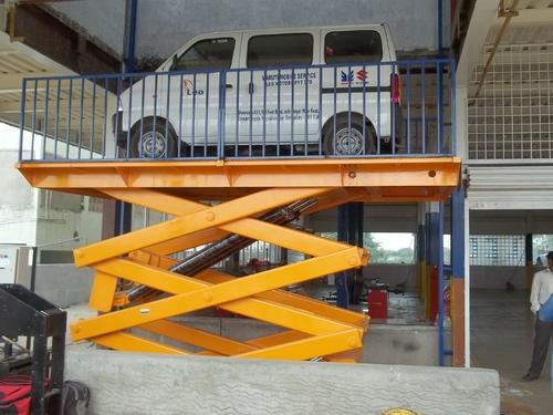 Liftrofab Mild Steel Car Lift, for Parking