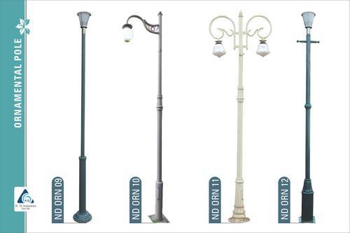 Decorative Lamp Pole, for Lighting Purpose, Features : Robust construction, Compact size, Durability