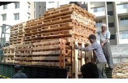 Rectangular 4 Way Wooden Pallets, Capacity : 40-50 kg