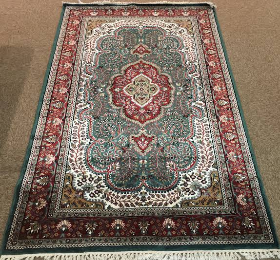 Printed Kashmiri Carpets, Shape : Rectangular