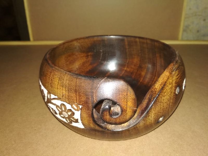 Wooden Yarn Bowl 1, Shape : Round