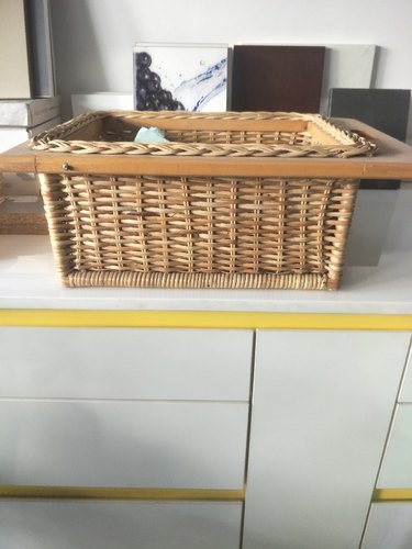 Non Coated Wood Wicker Basket Hand Crafted, for modular kitchen, Feature : Easy To Carry, Eco Friendly