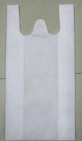 Non Woven W Cut Bag, for Goods Packaging, Shopping, Pattern : Plain