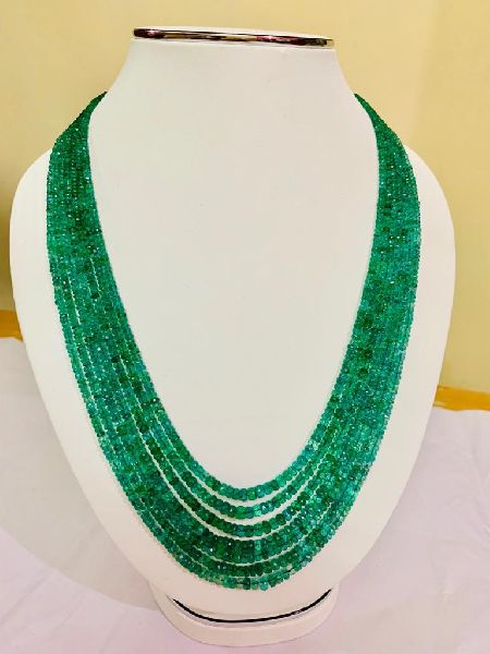  Plain Natural Emerald Beads Necklace, Packaging Type : Paper Box, Plastic Box