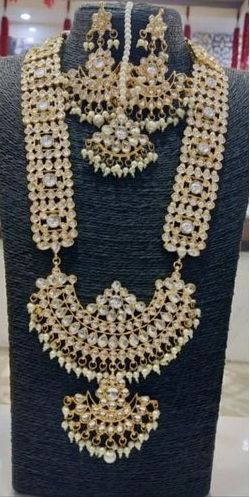 Kundan Bridal Necklace Set, Color : Golden