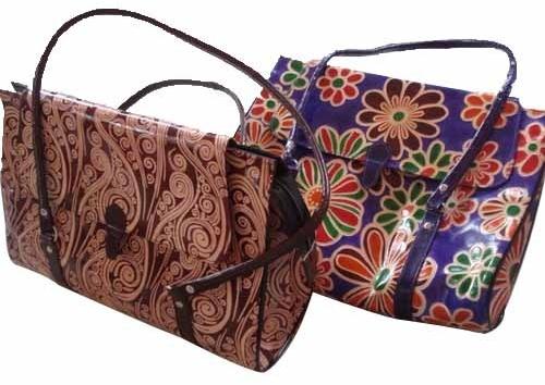 Rectangular Leather Ladies Fashion Handbags, for Party, Shopping, Pattern : Printed