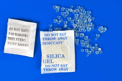 Silica Gel, Packaging Type : Pouch