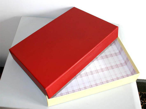 Garments Packaging Boxes