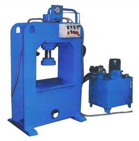 Mild Steel Interlocking Tiles Making Machine, Capacity : 500 - 2000 per hour