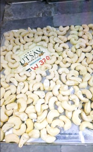 Utsav cashew nut, Packaging Type : Packet