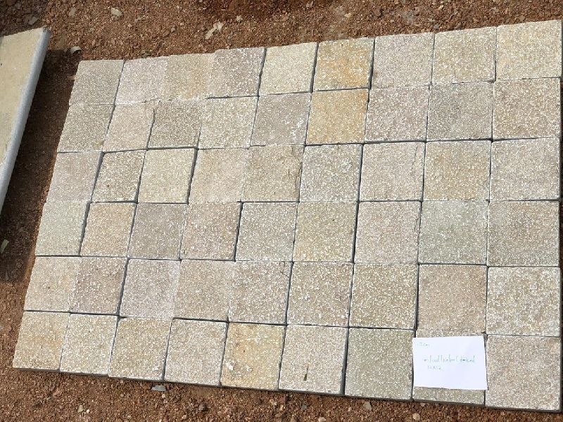Non Polished Yellow Limestone Cobbles, for Floor, Pattern : Plain