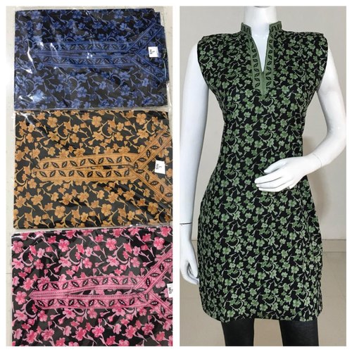 Multicolors Half Sleeves Cotton Kurtis Radhe Fabrics, Jaipur, Rajasthan