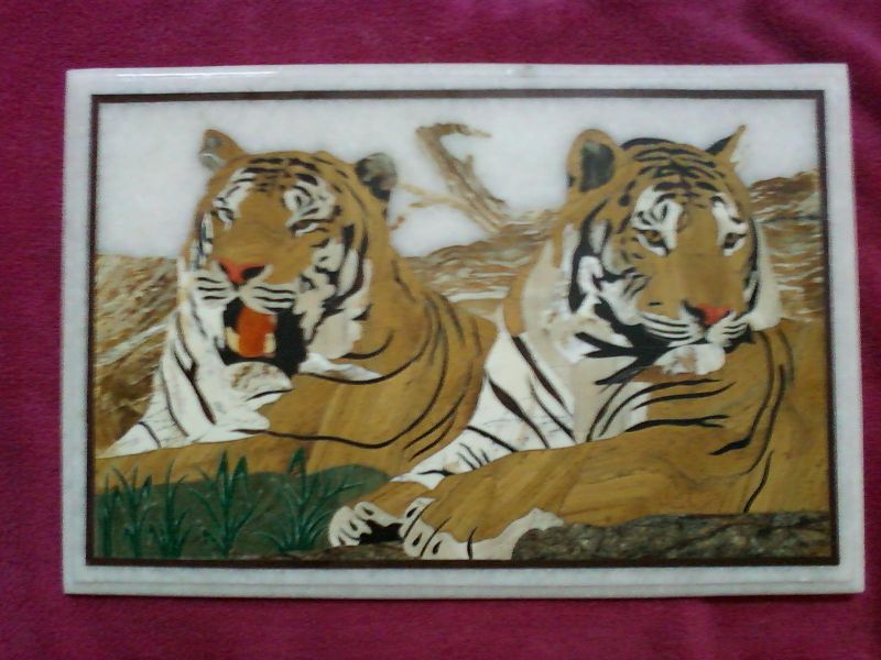2 lions stone wall panel