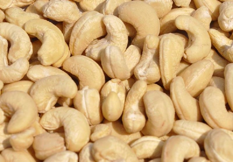 Common raw cashew nuts, for Food, Snacks, Sweets