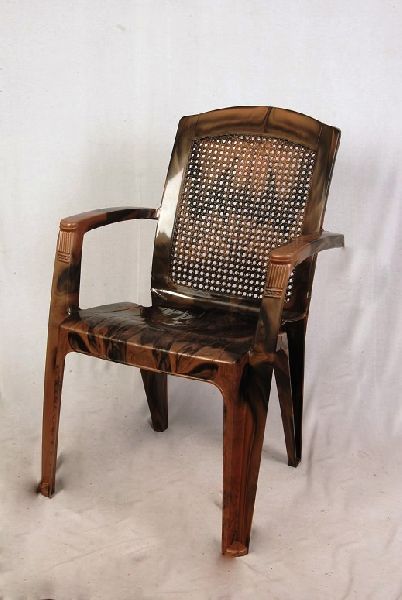 Brown & Black Matt Finish Plastic Chair, Finishing : Polished