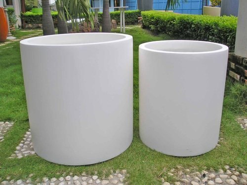 Round fiberglass planter, Color : White