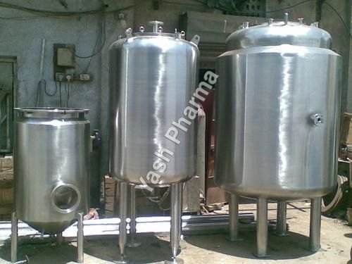 Stainless Steel Chemical Reaction Vessel, Feature : Vertical Orientation