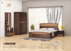 Crystal Furnitech Wooden Bedroom Set, Size : 5 x 6 Feet
