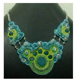 Exclusive embroidered necklace