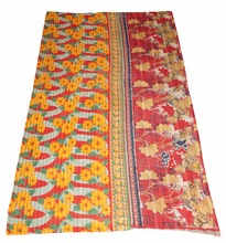 Applique multicolored Gudri kantha quilt, Size : Twin