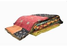  100% Cotton vintage kantha quilt blanket, for Home, Hotel, Garden, Pattern : Embroidered