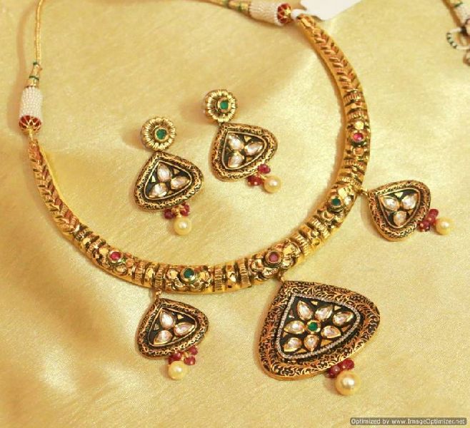 Metal Polished Antique Kundan Necklace Set, Packaging Type : Fabric Bag, Plastic Packet, Velvet Box