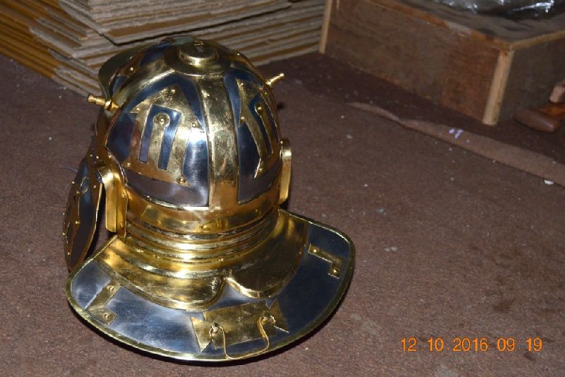 Metal Roman Kings Helmet