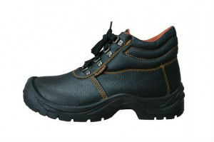 Safety Shoes, Feature : Oil Acid Resistant.