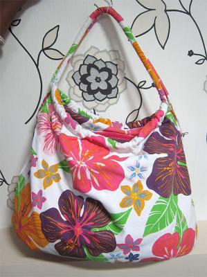 FLORAL BEACH BAGS