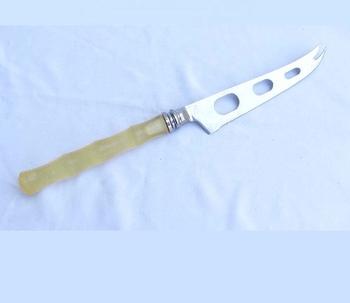 Bamboo Design Resin Handle Cheese Knives
