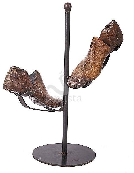 Antique Shoe Stand Showpiece, Color : Black