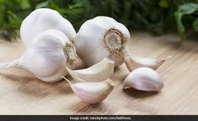 Organic fresh garlic, for Cooking, Color : White